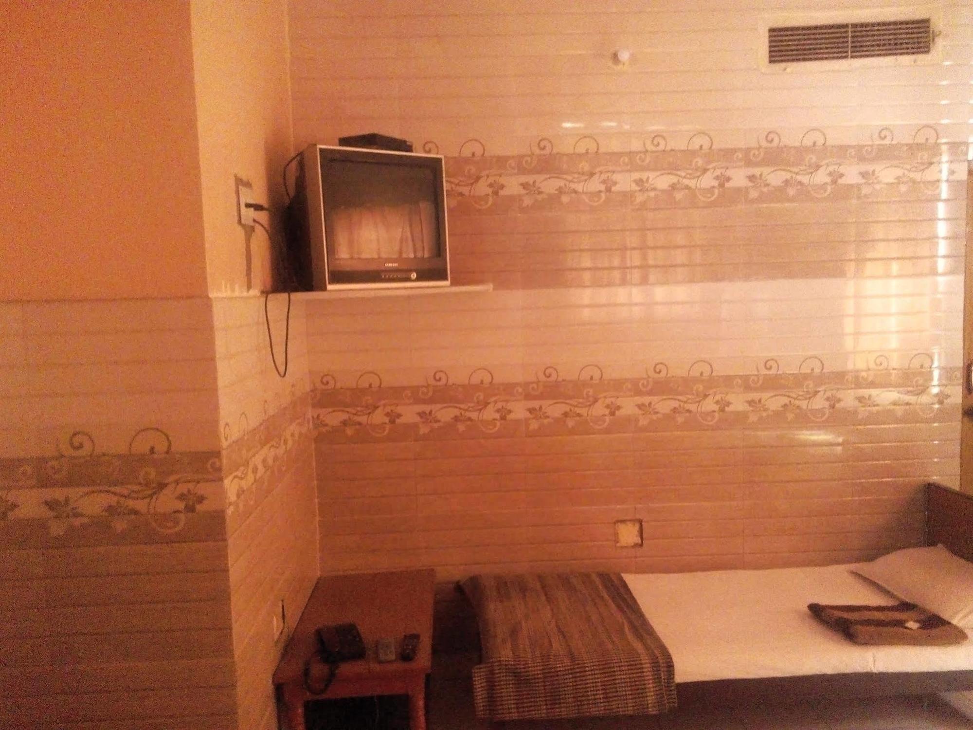 Hotel Bharat Palace Dźajpur Zewnętrze zdjęcie